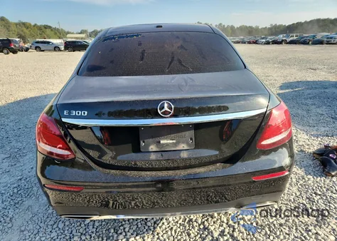 2018 Mercedes-Benz E 300 from USA, damaged, VIN WDDZF4JB8JA471960